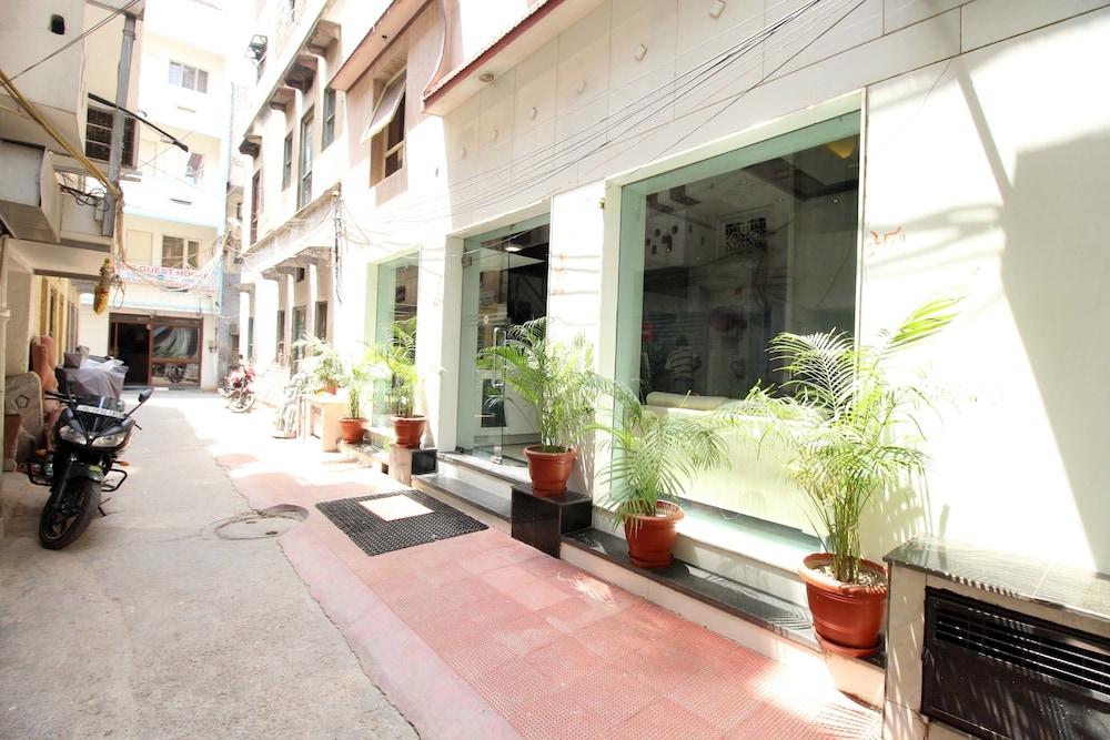 Hotel Baba Inn-By RCG Hotels Neu-Delhi Exterior foto