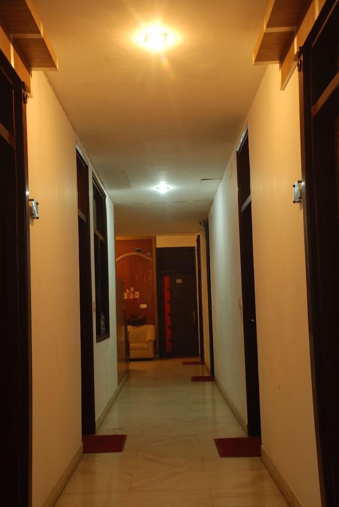 Hotel Baba Inn-By RCG Hotels Neu-Delhi Exterior foto