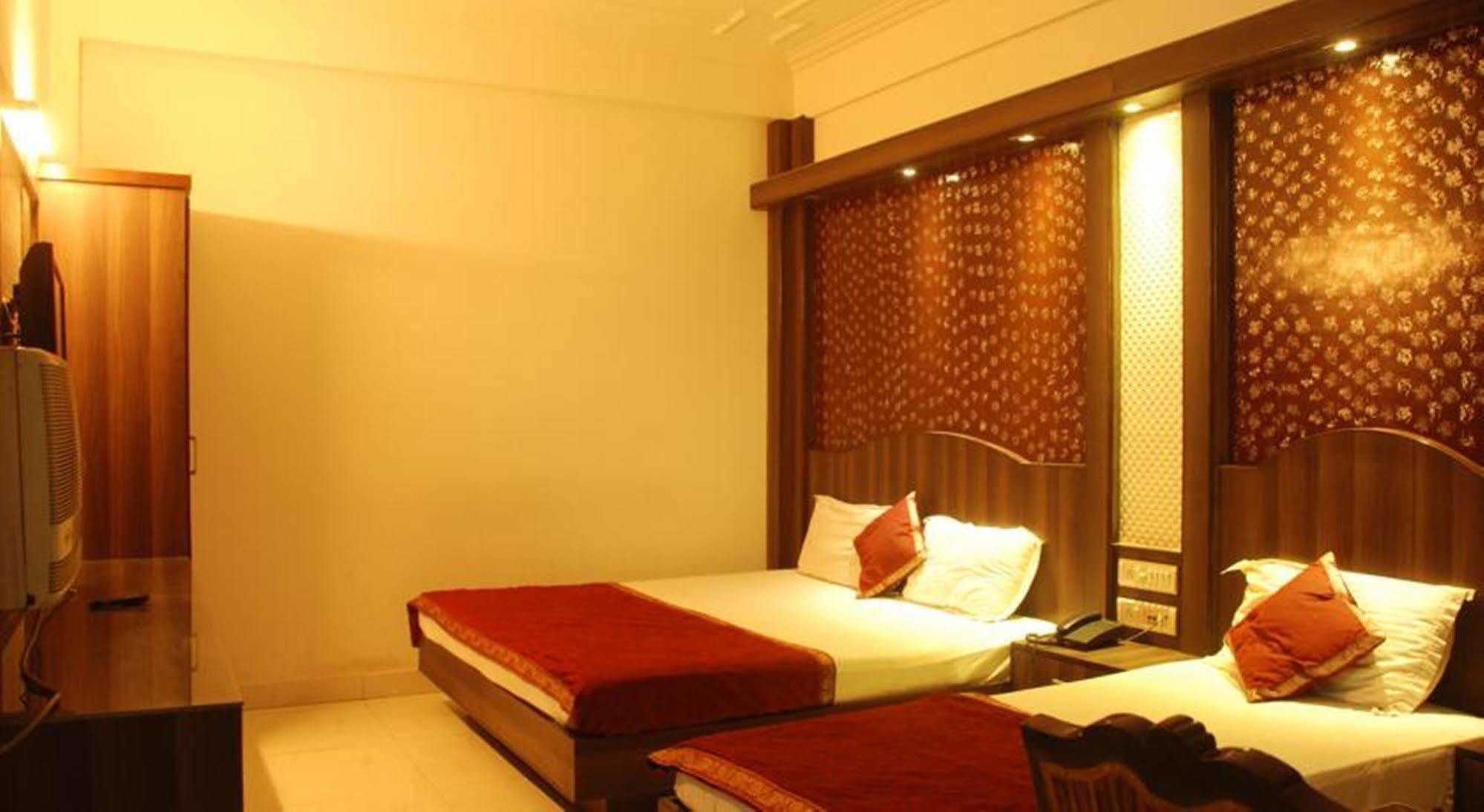 Hotel Baba Inn-By RCG Hotels Neu-Delhi Exterior foto