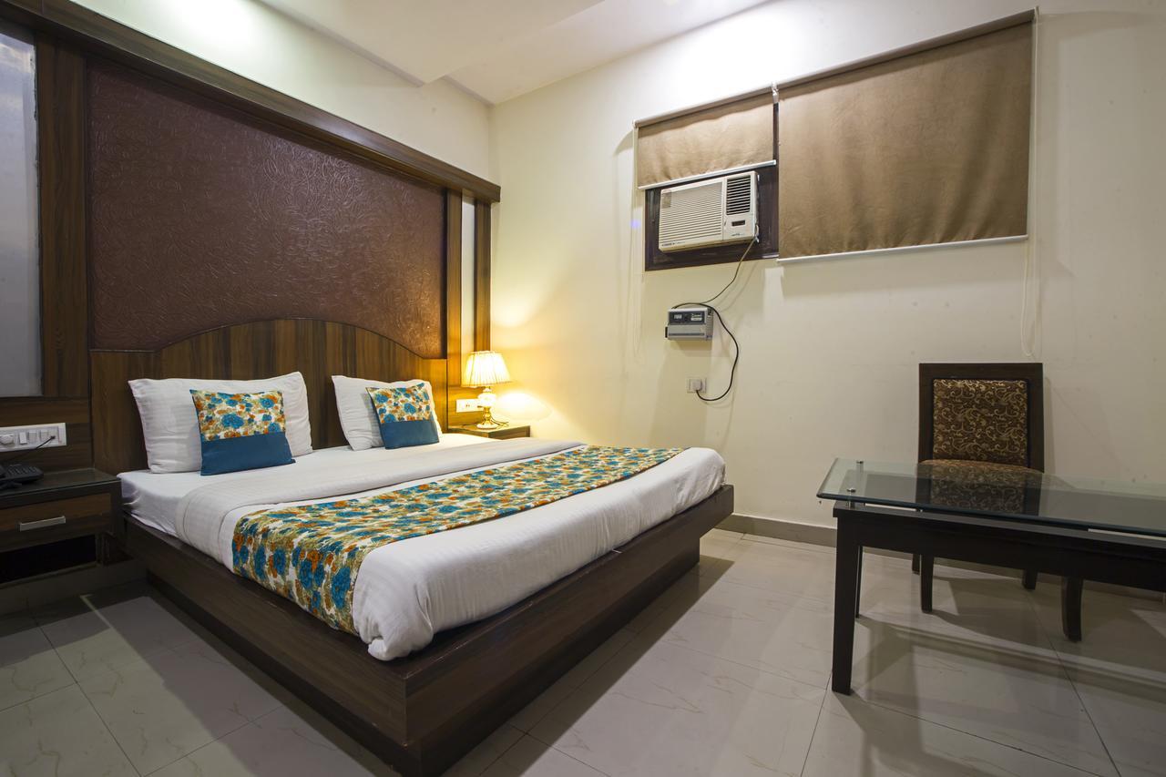 Hotel Baba Inn-By RCG Hotels Neu-Delhi Exterior foto