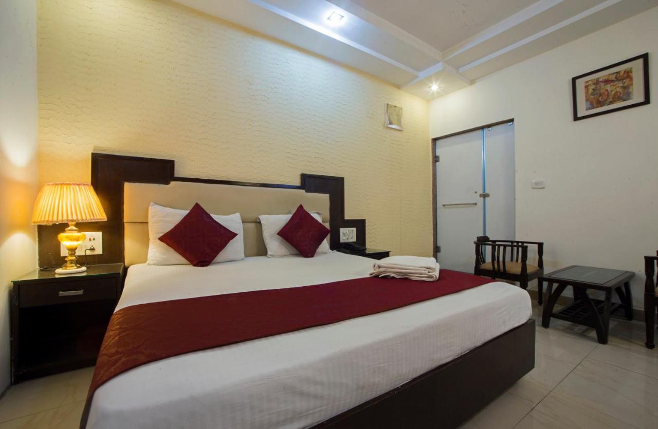 Hotel Baba Inn-By RCG Hotels Neu-Delhi Exterior foto