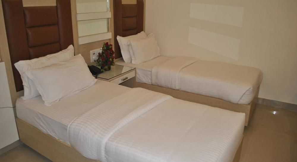Hotel Baba Inn-By RCG Hotels Neu-Delhi Exterior foto